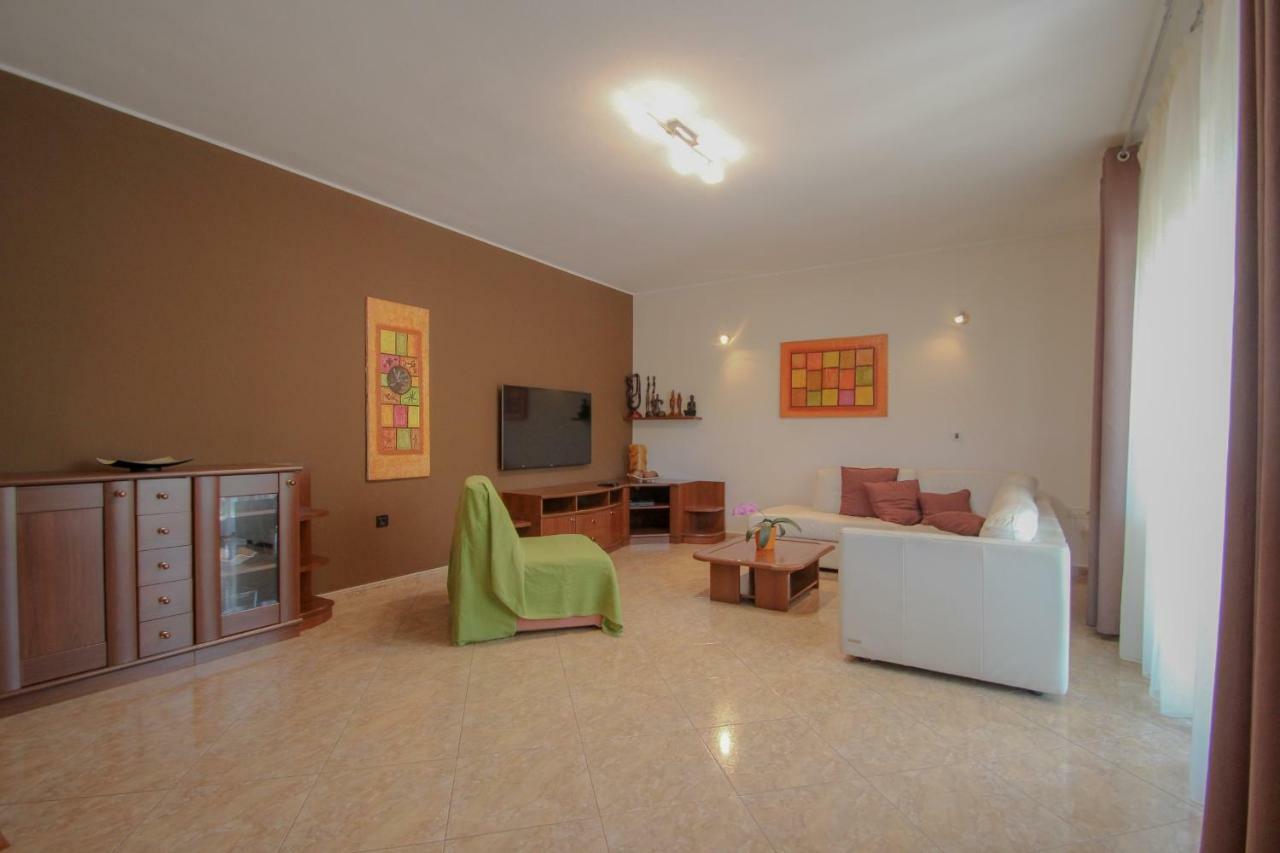 Apartment Sanja Novigrad Istria Buitenkant foto
