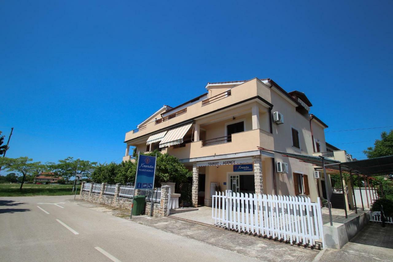 Apartment Sanja Novigrad Istria Buitenkant foto